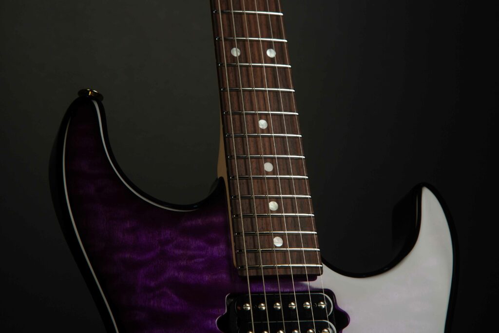 0000s 0004 Standard Thin Burst LE 28